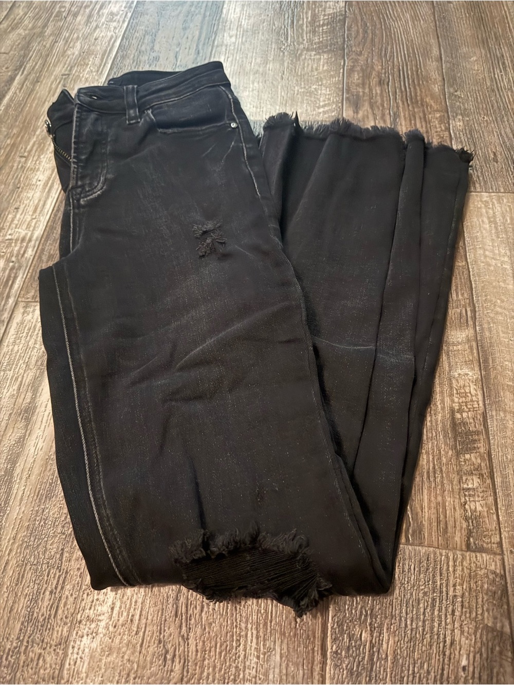 Vera Wang Black Wide-Leg Jeans with Frayed Hem - Picture 1 of 2